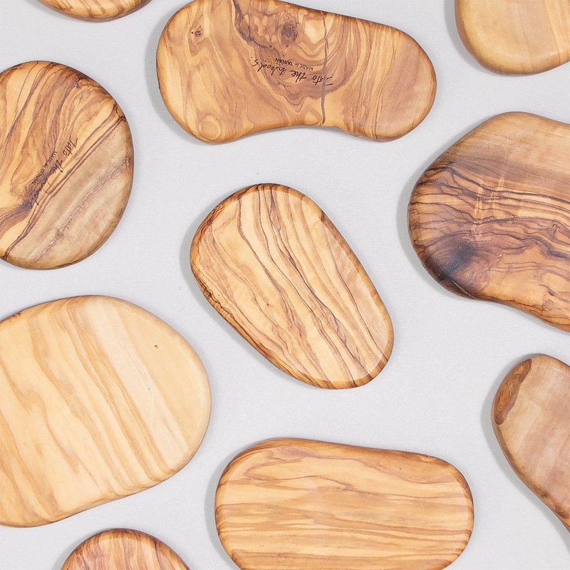【雷射刻字】橄榄木鹅卵石造形(小)杯垫/木托盘/展示座 台湾制造 - 摆饰 - 木头 咖啡色