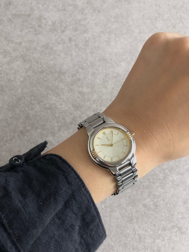 【 日本直送 名牌中古包 】Yves Saint Laurent 手表 银色 金色 YSL 石英表 6031-G11246 TA 7sfx8j - 女表 - 不锈钢 银色