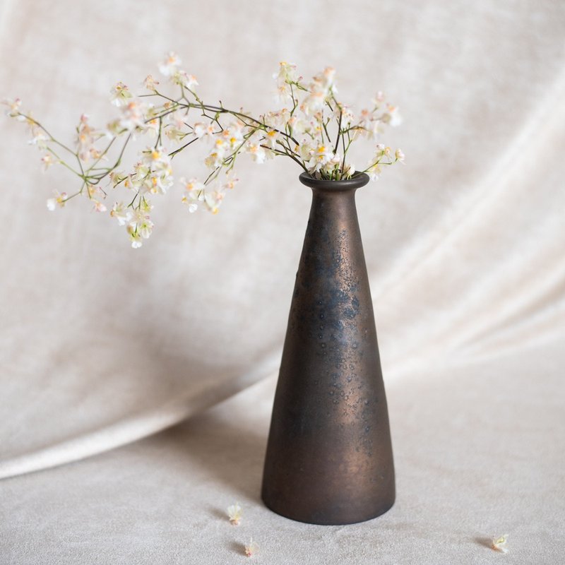 隐没的时光 铁锈 - 实验瓶 花器 - 花瓶/陶器 - 陶 咖啡色