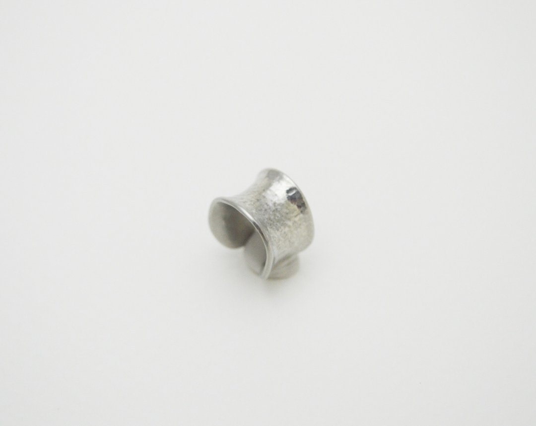 锡作系列-锻敲·纯锡耳骨夹 I - 耳环/耳夹 - 其他金属 银色
