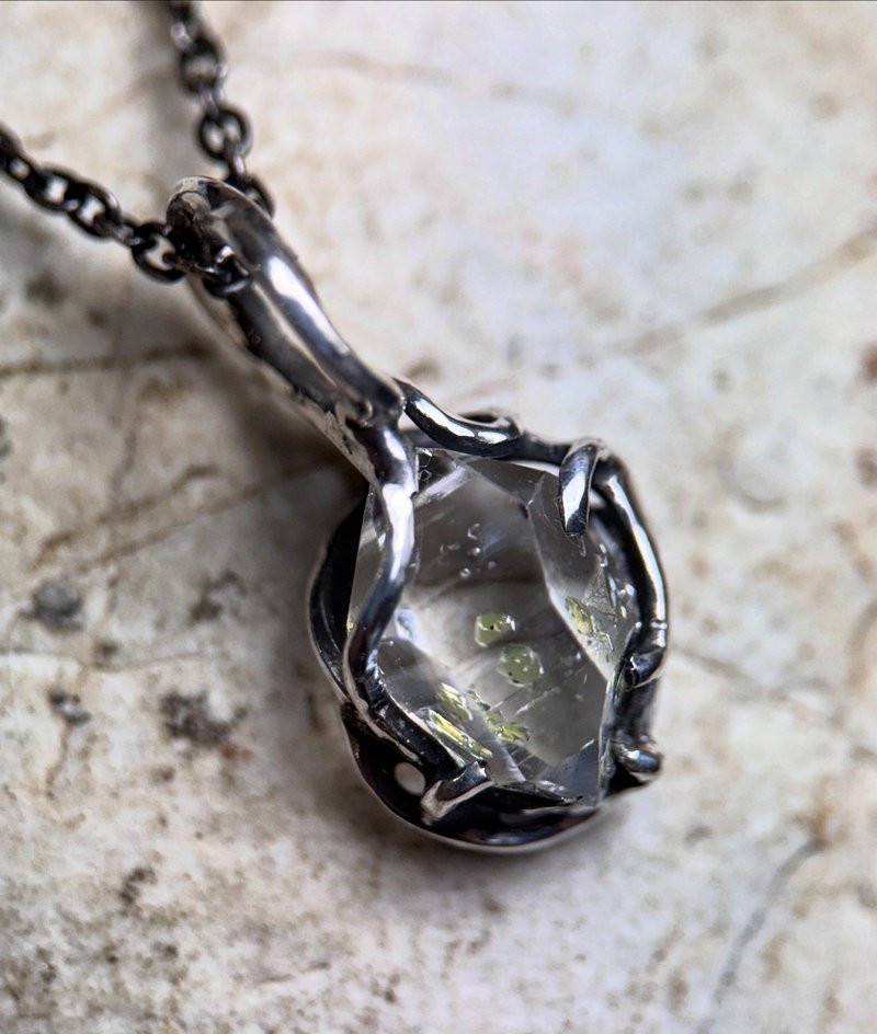 天然矿石 / 光点 /油胆水晶 / 双尖水晶 / 有气泡 / 闪灵钻 - 项链 - 水晶 透明