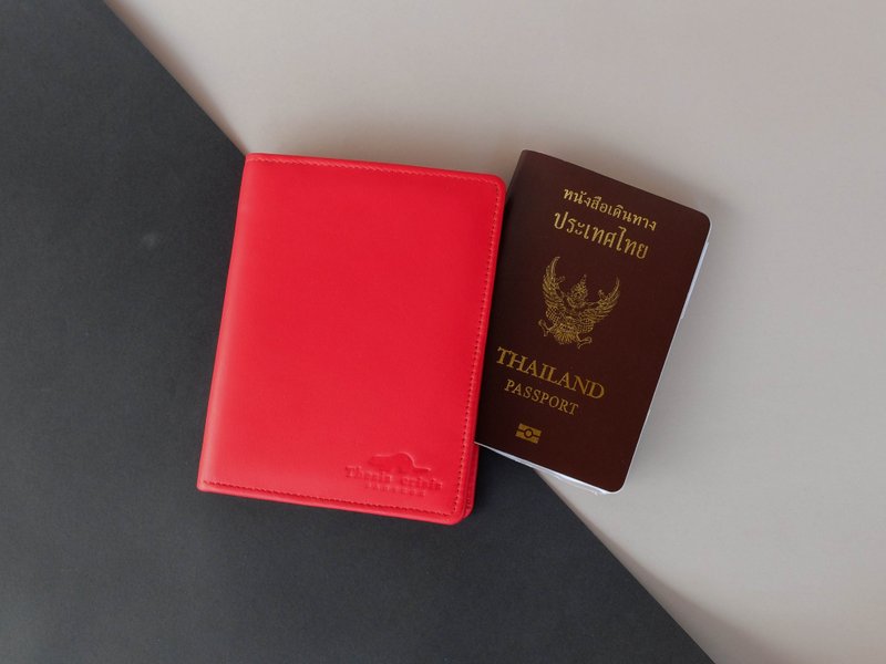 ITALIAN LEATHER PASSPORT COVER/WALLET 'ANDA' FOR TRAVEL LOVER-RED - 皮夹/钱包 - 真皮 红色