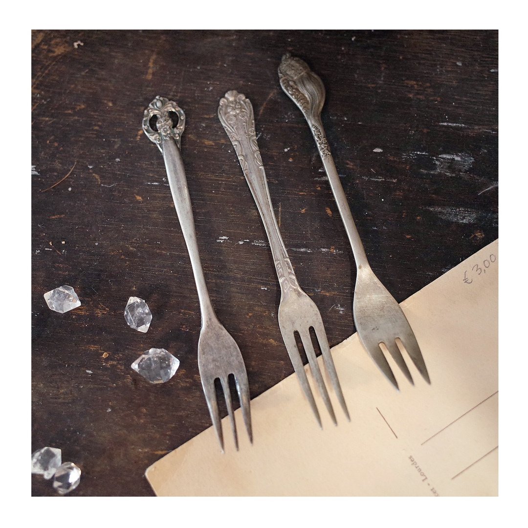 古董老件。镍银 nickel silver 雕花小汤匙。白铜.单入售#收藏品#陈列 - 摆饰 - 其他金属 