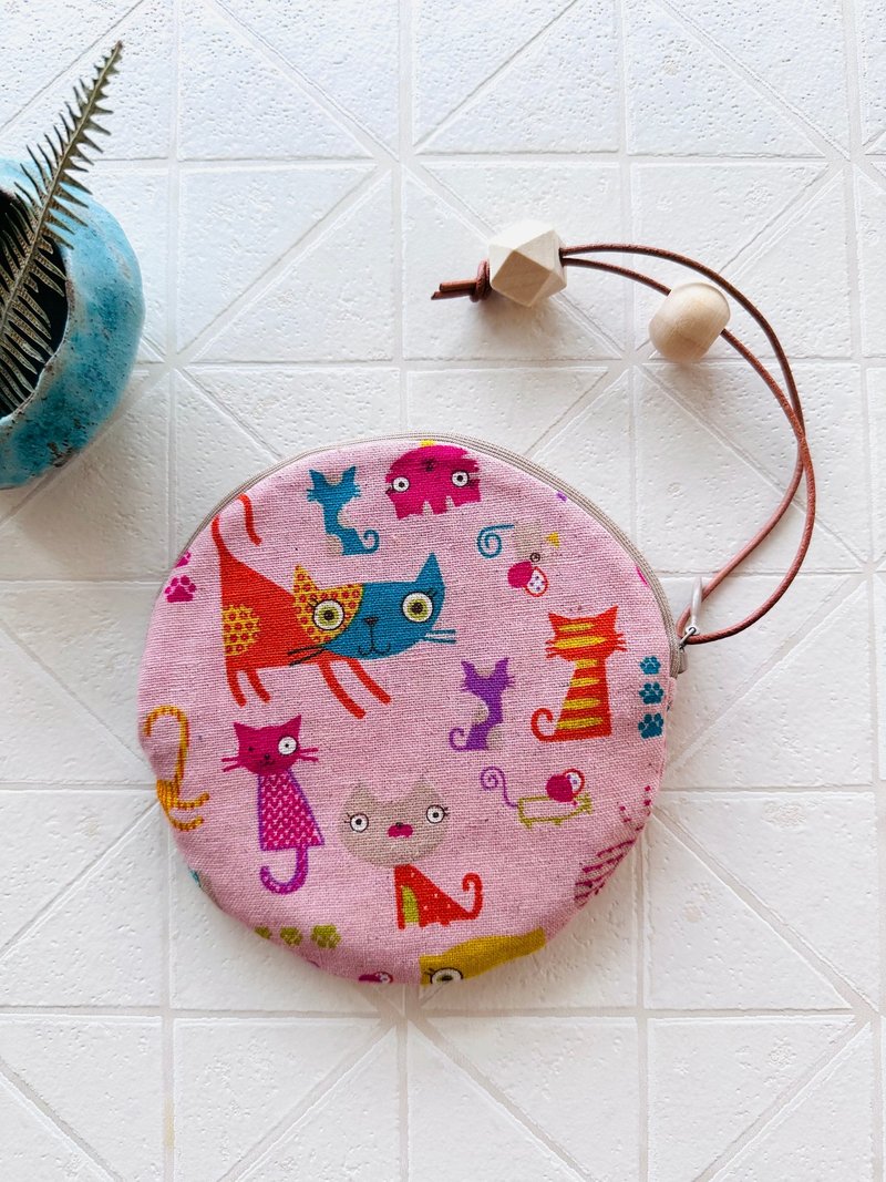 喔  就是喜欢 猫咪小圆包  -大1号 . 052325C - 零钱包 - 棉．麻 粉红色