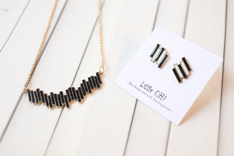 流动线条 耳针 耳夹 - 耳环/耳夹 - 珐琅 黑色