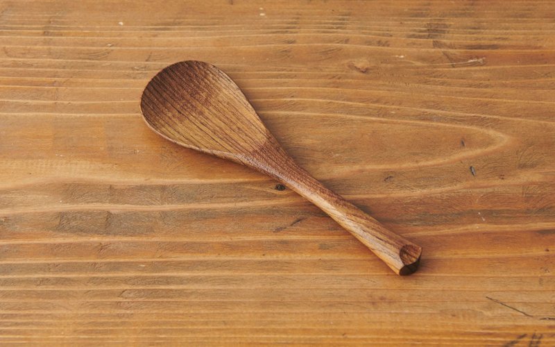 Tamo's server spoon oil and beeswax finish - 餐刀/叉/匙组合 - 木头 咖啡色