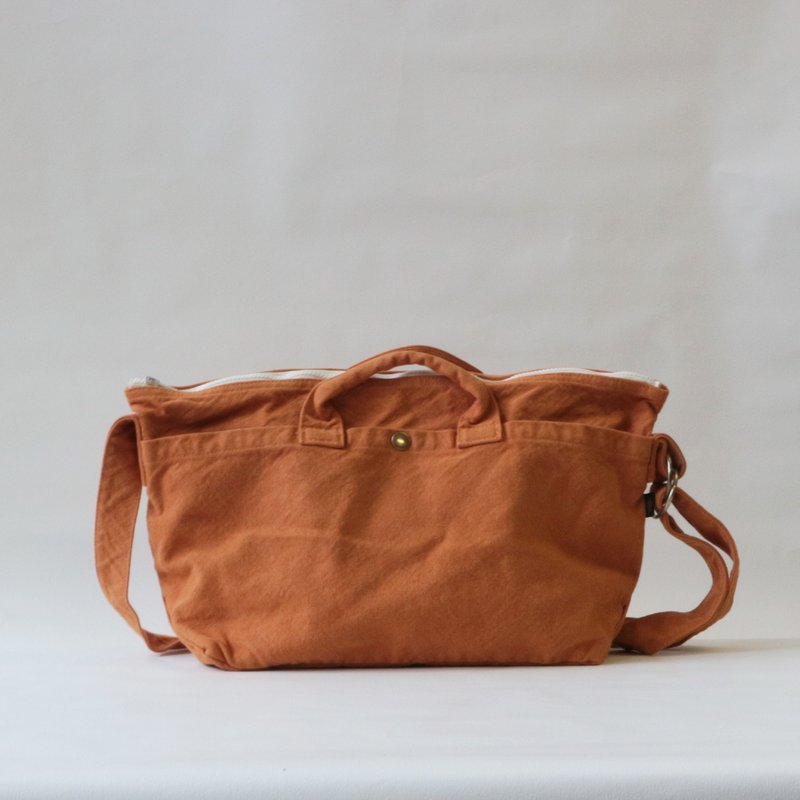 舟形拉链托特包【2025秋冬限定色・砖红】(VC-39) - 侧背包/斜挎包 - 棉．麻 咖啡色