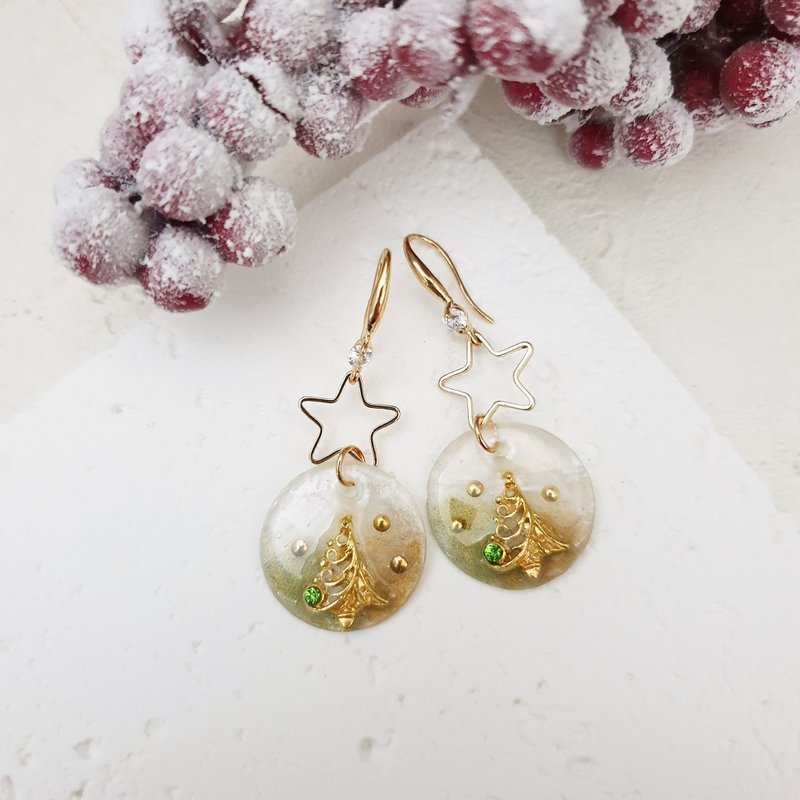 圣诞 树。螺旋式耳夹  K金耳勾 /// 垂坠式耳环 - 耳环/耳夹 - 树脂 多色
