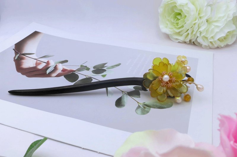 柠檬手作发饰  黄玛瑙牡丹花黑檀木发簪 - 发饰 - 木头 黄色