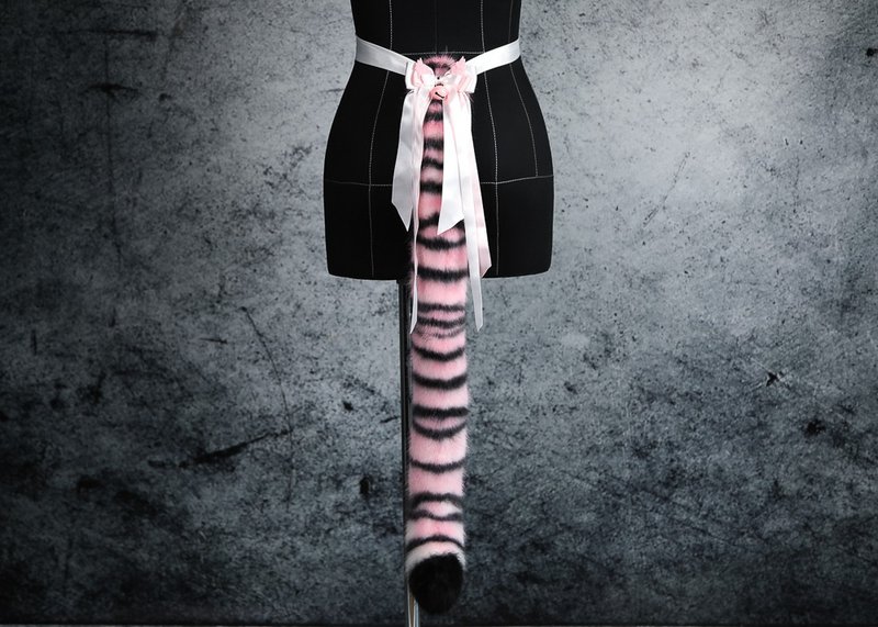 Sakura Blossom Tiger Tail Faux Fur Tail - 其他 - 其他人造纤维 粉红色