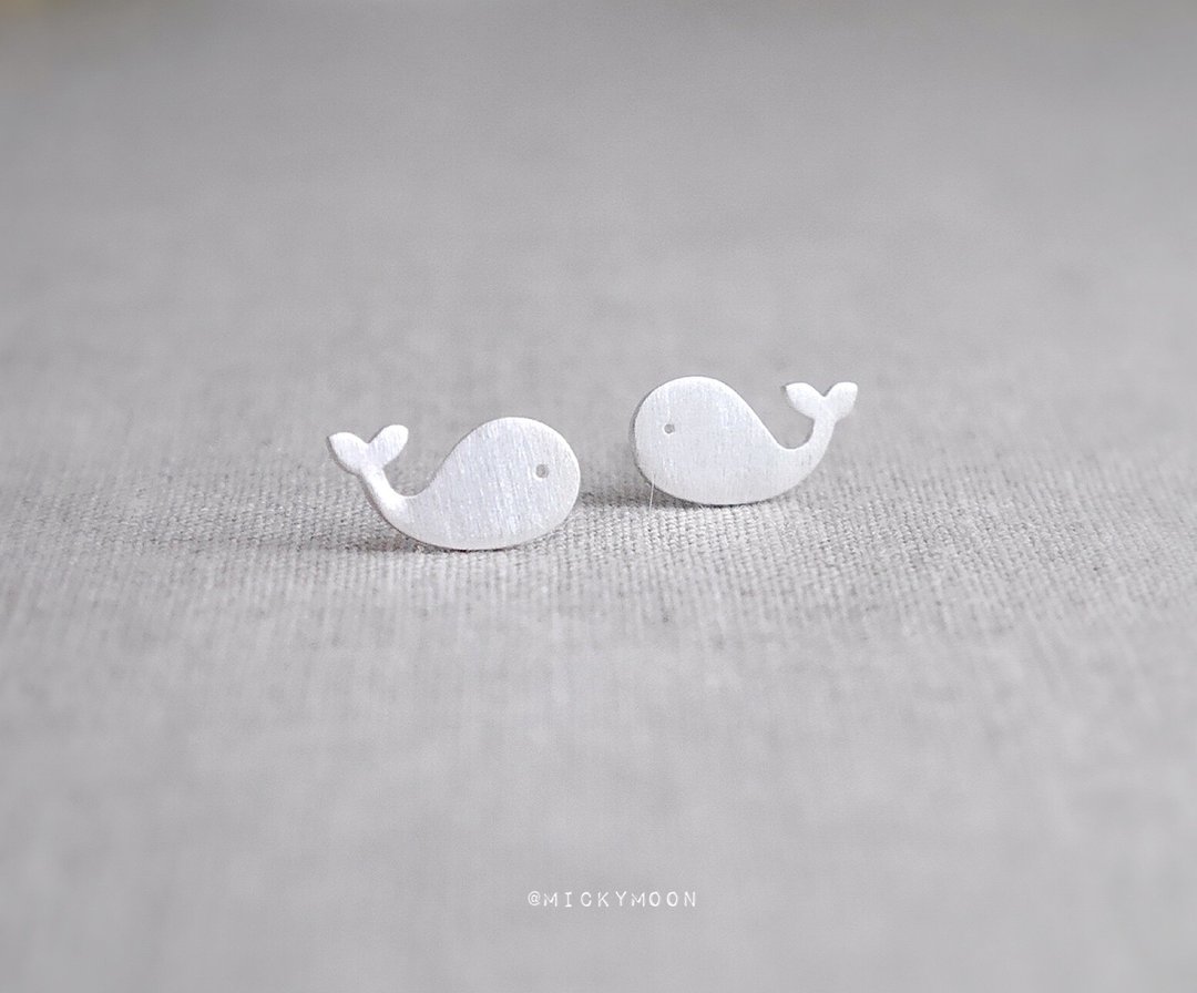 Whale Silver Earrings,925 Sterling Silver - 耳环/耳夹 - 纯银 银色