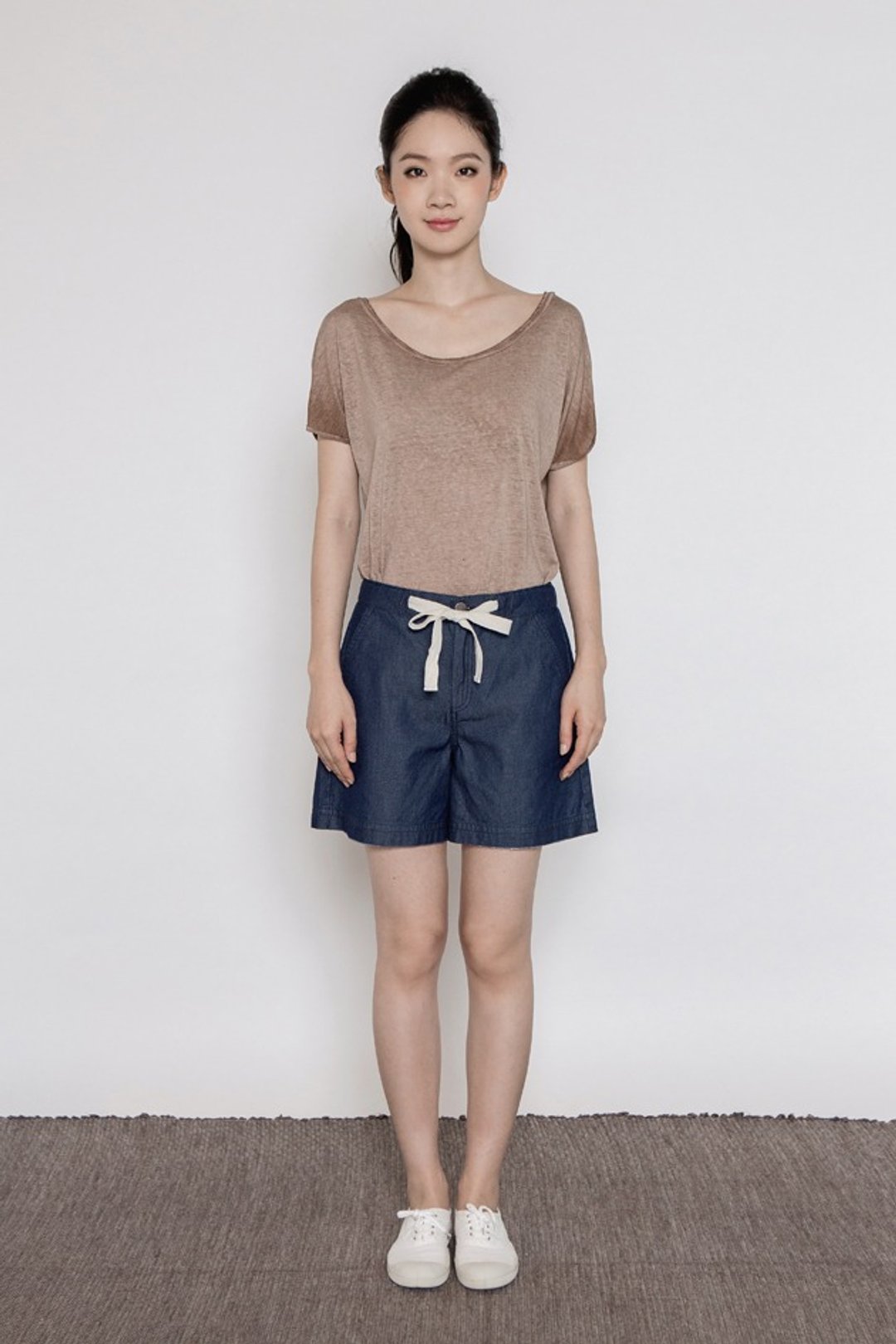 乐活小农牛仔短裤 Firendly Farmer Denim Shorts - 女装短裤 - 棉．麻 蓝色