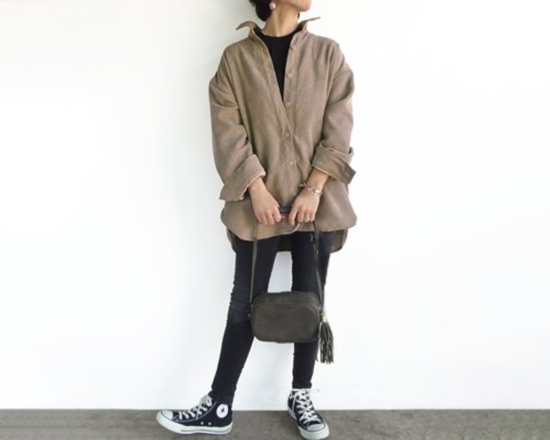 Pinkoi 代购 - 灯芯绒超大廓形衬衫（卡其其色） - 女装上衣 - 其他材质 