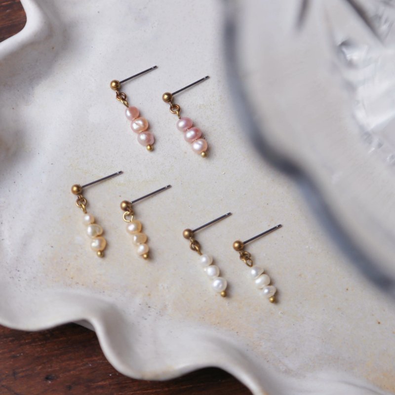 鱼骨 - 淡水珍珠 耳环 ( 三色 可改夹式耳环 ) - 耳环/耳夹 - 铜/黄铜 白色
