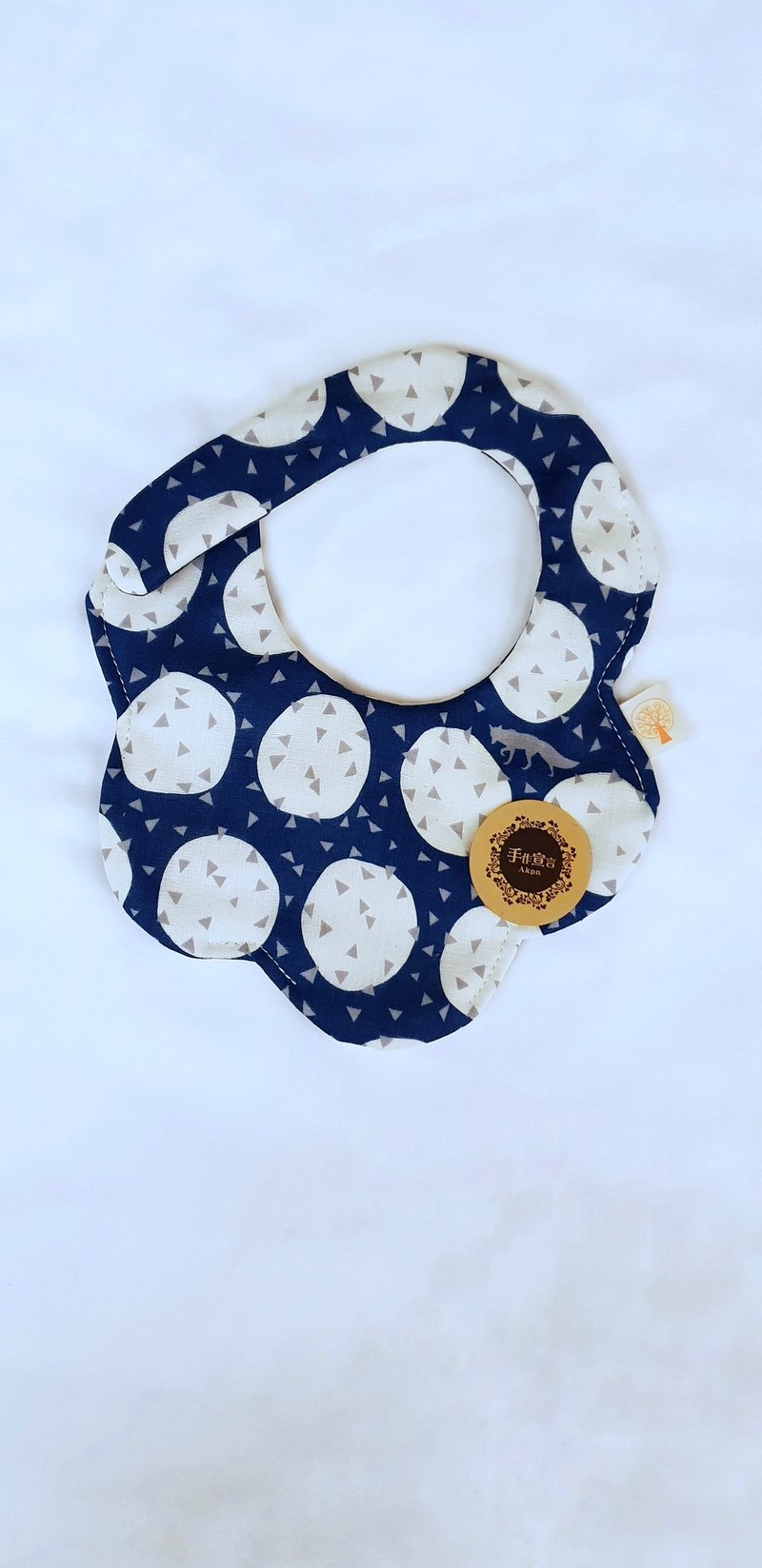 和风-深蓝-八层纱100%cotton随性圆弧造型围兜口水巾 - 围嘴/口水巾 - 棉．麻 蓝色