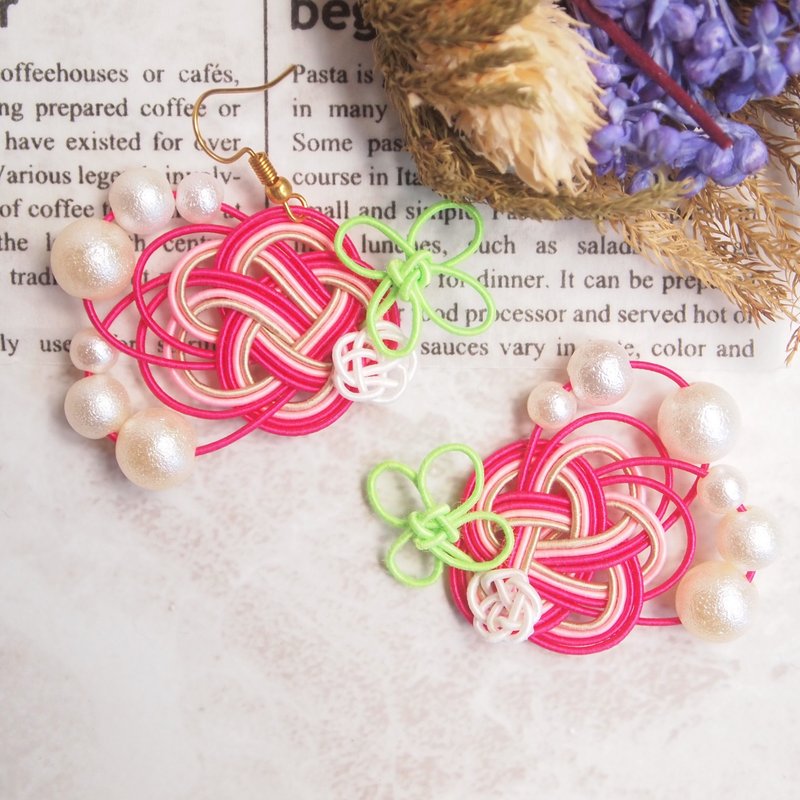 [Clip-On /Earrings] Mizuhiki butterfly and four leaves of happiness - 耳环/耳夹 - 纸 紫色