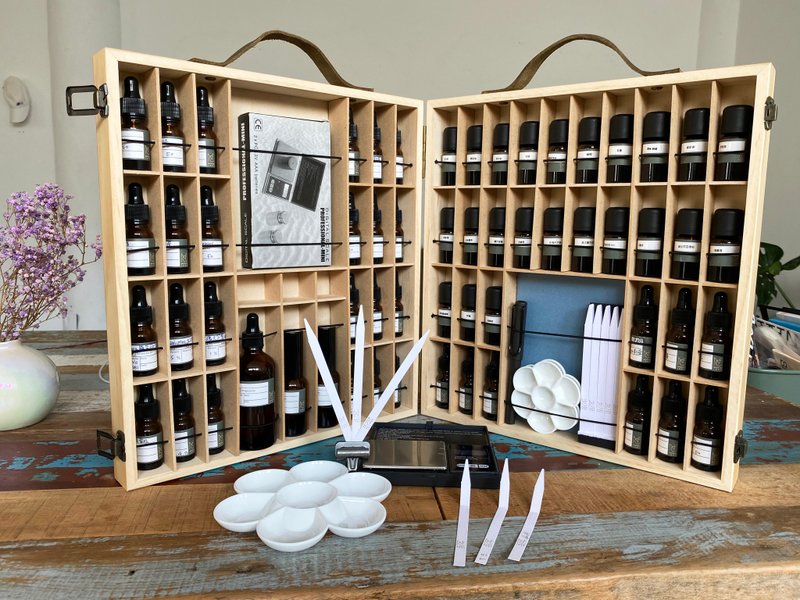 【调香师系列】Perfumer's organ case 调香箱 调香师 芳疗师 - 收纳用品 - 木头 卡其色