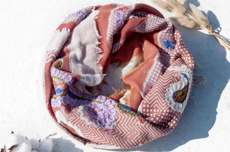 水煮羊毛披肩/针织围巾/刺绣围巾/羊绒披巾/喀什米尔Cashmere-花 - 围巾/披肩 - 羊毛 多色