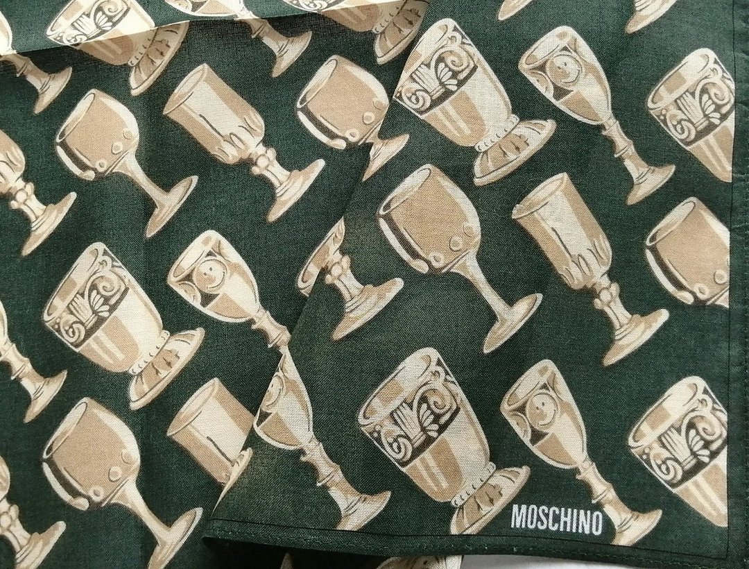 复古 Moschino 手帕 - 古董高脚杯与圣杯印花 (17 英寸) - 丝巾 - 棉 绿色