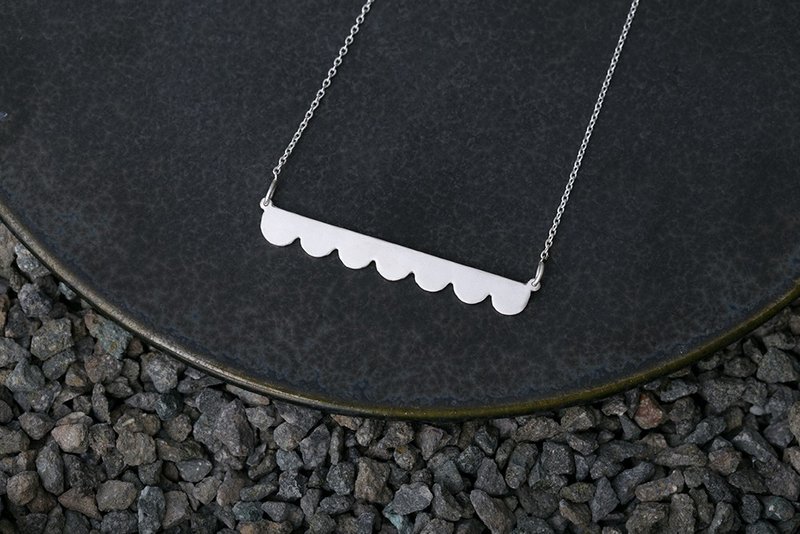 Misstache N.7 胡子小姐 7号 纯银项链 Silver Necklace - 颈链 - 纯银 白色