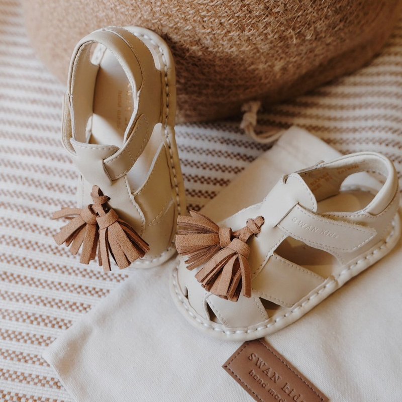 Swan天鹅童鞋-双色流苏宝宝学步凉鞋1642-卡其 - 婴儿鞋 - 人造皮革 卡其色