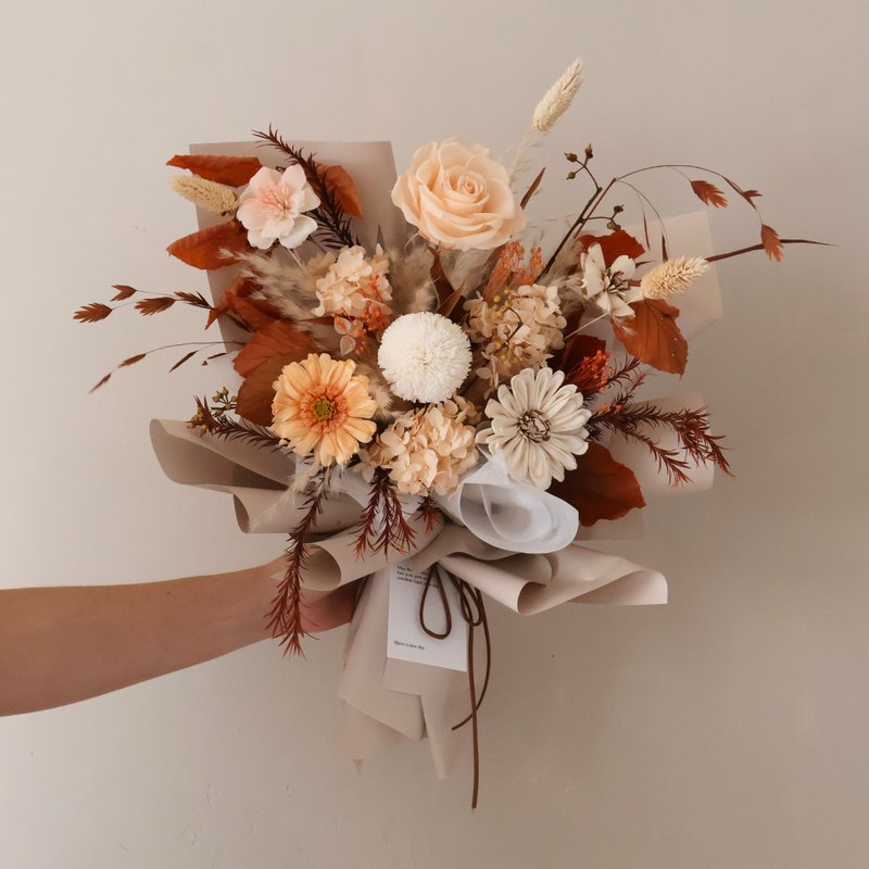 栗子色花束 玫瑰 太阳花 向日葵 毕业花束 情人节生日 周年 - 干燥花/捧花 - 植物．花 多色