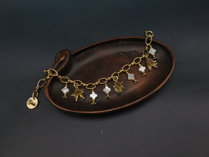 COLE COOL 原创怀旧贝壳古铜风铃花手链 可刻制 - 手链/手环 - 贝壳 红色