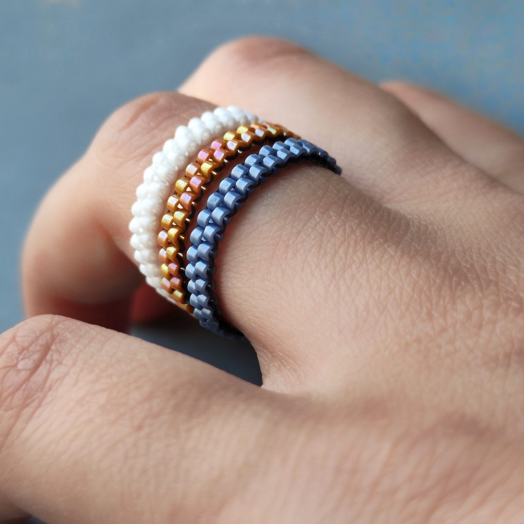 Set bead rings, Blue ring for women, Handmade jewelry, Flexible stacking rings - 戒指 - 玻璃 蓝色