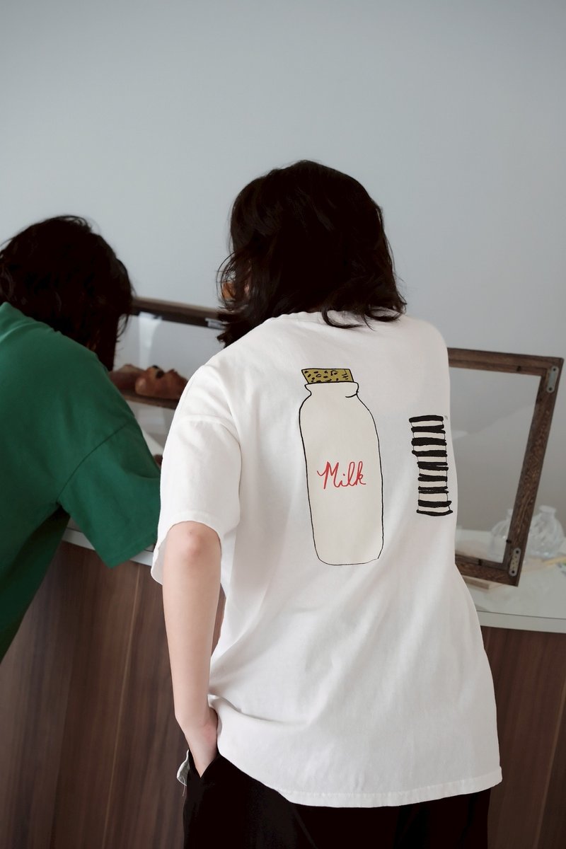 牛奶饼干过一天TEE - 2色 - 牛奶 - 女装 T 恤 - 棉．麻 白色