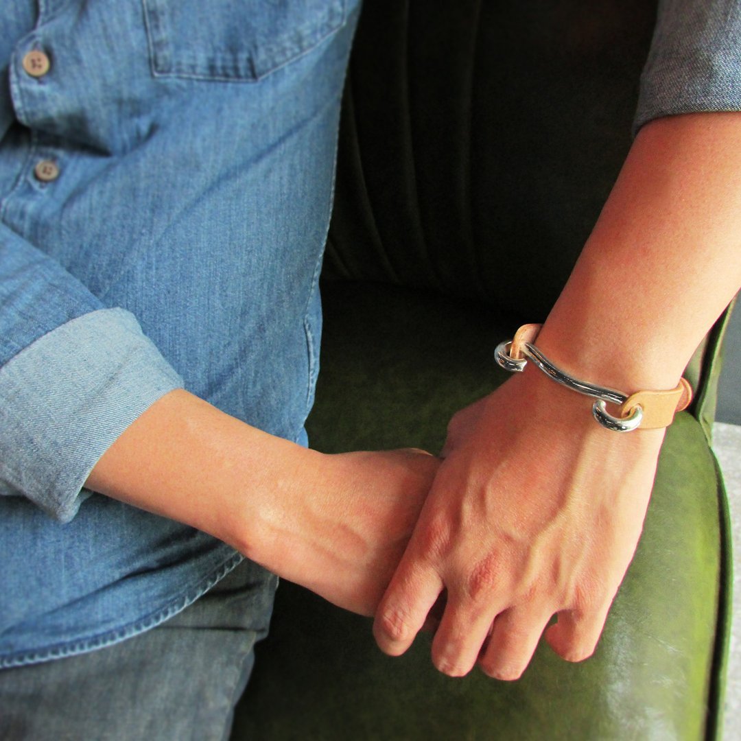 Dali bangle_达利手环 | 925纯银 限量 设计师手作 情人节 男朋友 - 手链/手环 - 银 银色