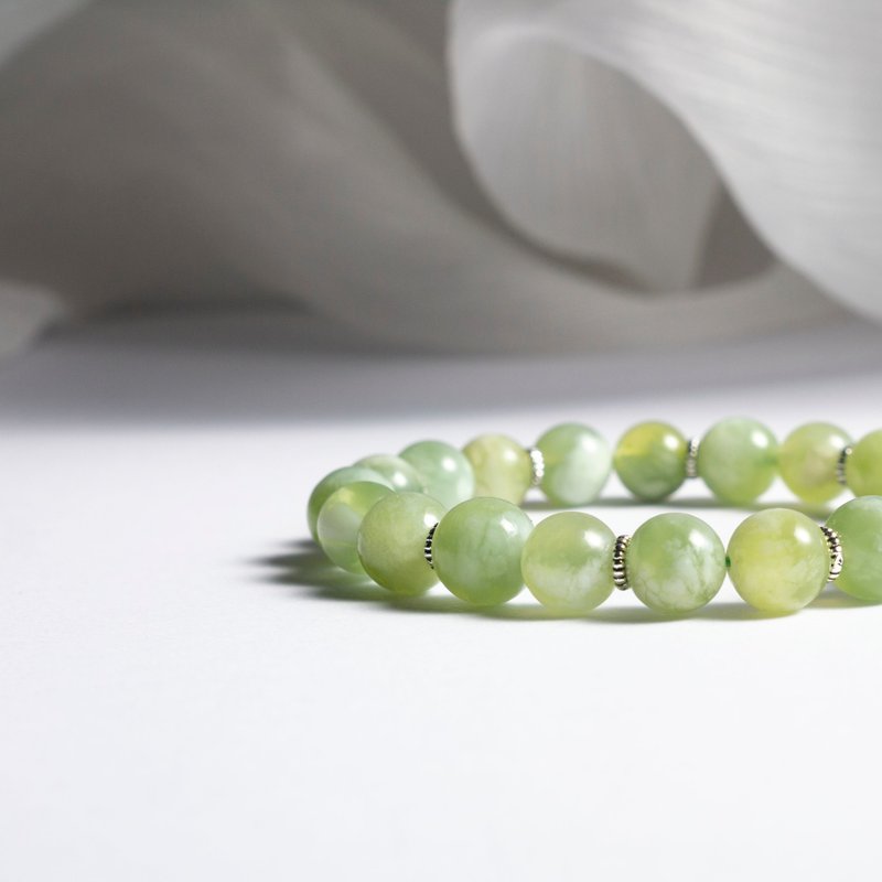 I 平安 x 旺财 I 岫玉 纯银手环 - 手链/手环 - 水晶 绿色