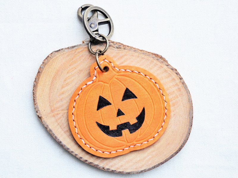 【万圣节限定｜HALLOWEEN南瓜锁匙扣—南瓜橘｜PUMPKIN】好好缝 皮革材料包 手工包 万圣节 南瓜 匙扣 钥匙圈 简约实用 意大利皮 植鞣革 皮革DIY - 钥匙链/钥匙包 - 真皮 橘色