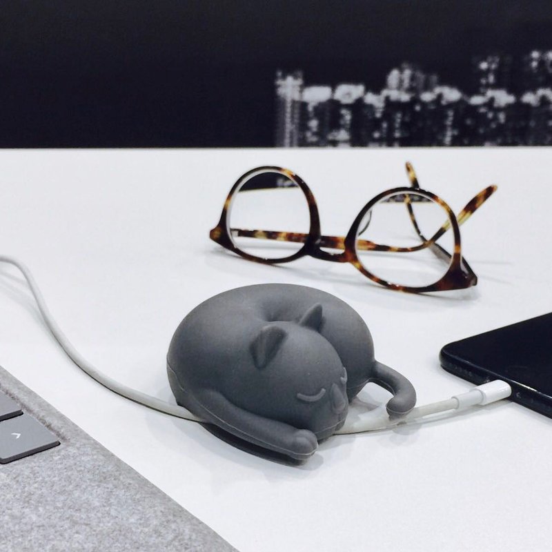 慵懒猫 - 绕线器 咖啡色/灰色 │ 集线器 / 吸盘 - 收纳用品 - 塑料 多色