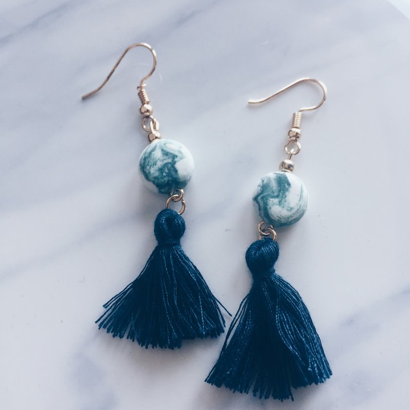 深绿色扁珠轻黏土水墨耳环 - 耳环/耳夹 - 粘土 绿色