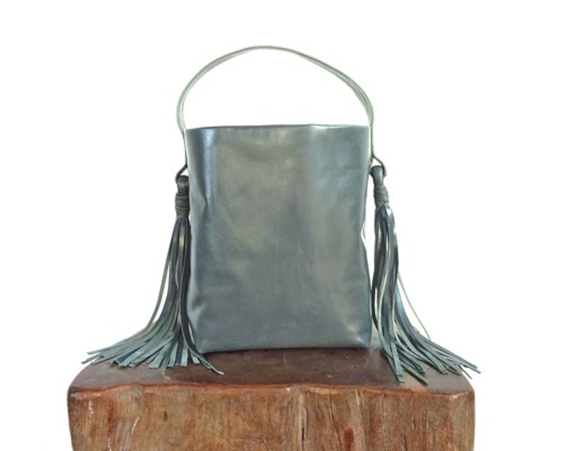 Pinkoi 代购 - 流苏手提包 2WAY（灰色） - 侧背包/斜挎包 - 真皮 