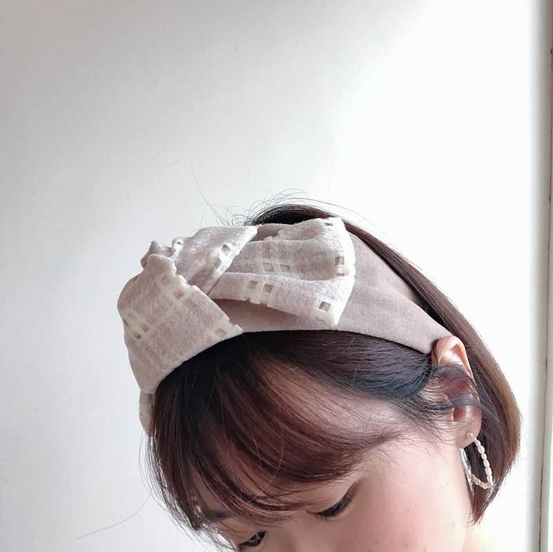 棉花糖吐司 好烦小姐 冬天发带 日本布 镂空布料 - 发带/发箍 - 聚酯纤维 粉红色