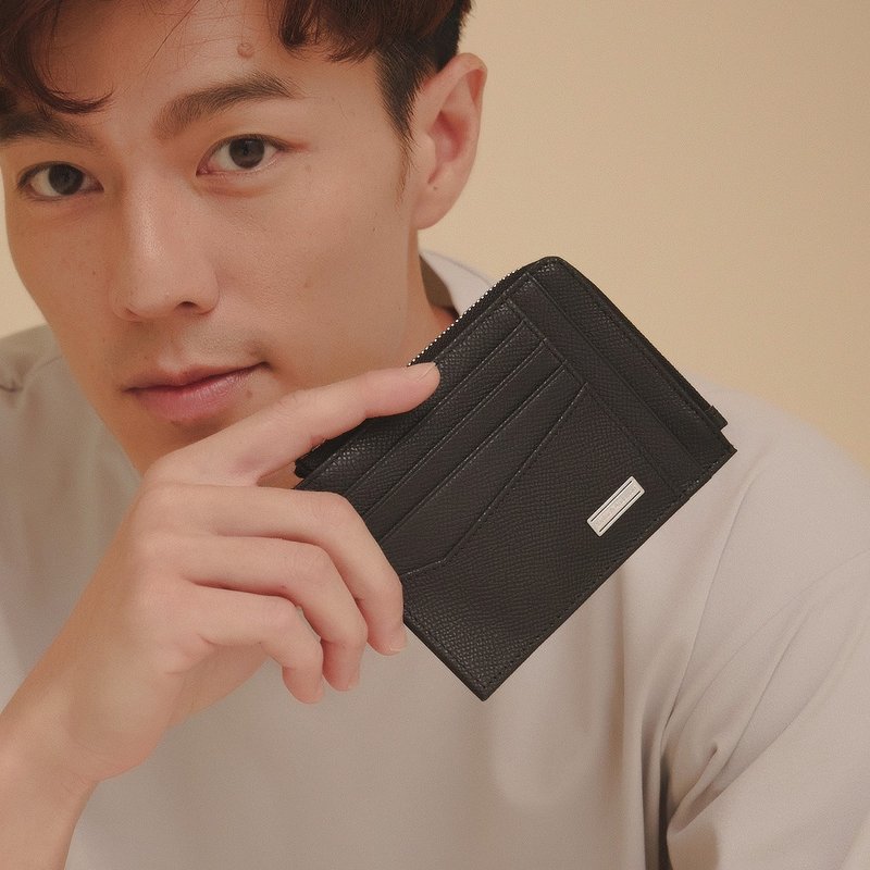 【金安德森】Beau斜切造型拉链零钱包-碳石黑 - 零钱包 - 真皮 黑色