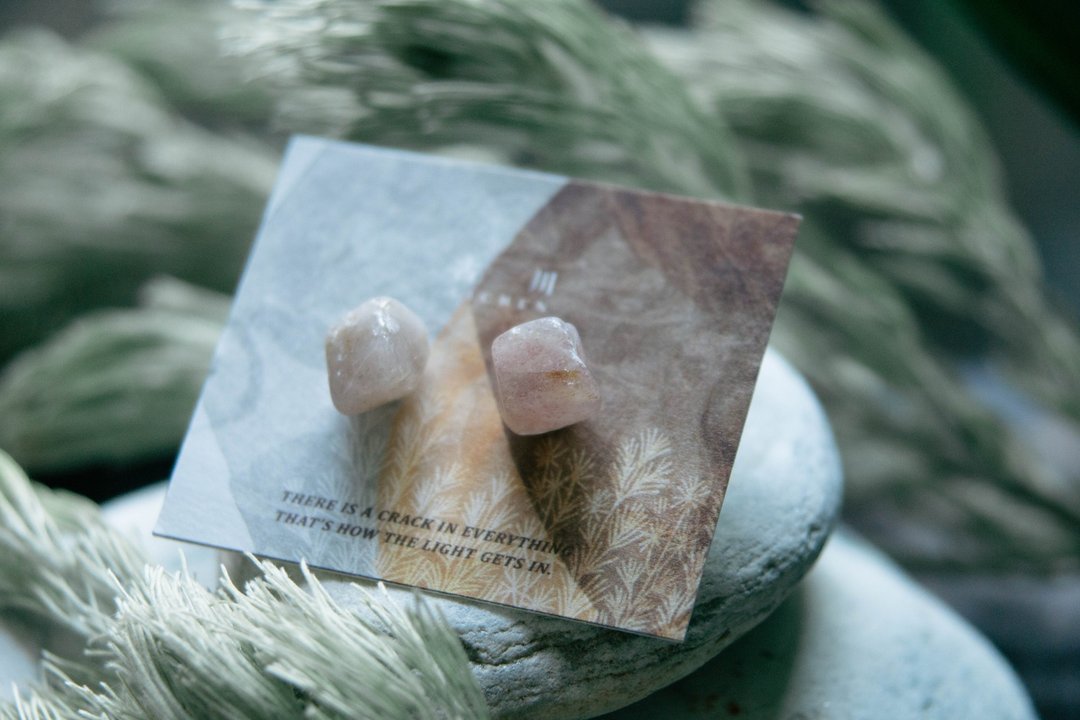 CRACK | 矿物系耳环 |  EARRINGS - 耳环/耳夹 - 玉石 粉红色