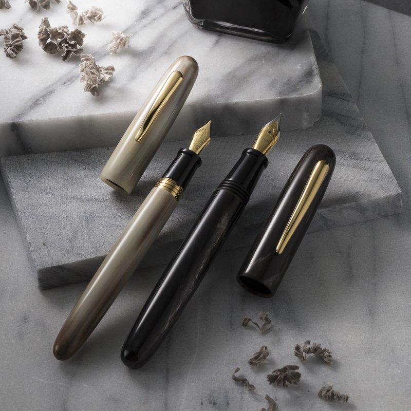 【大赤玉牛角-水牛角 】手工钢笔 - 钢笔 - 其他材质 