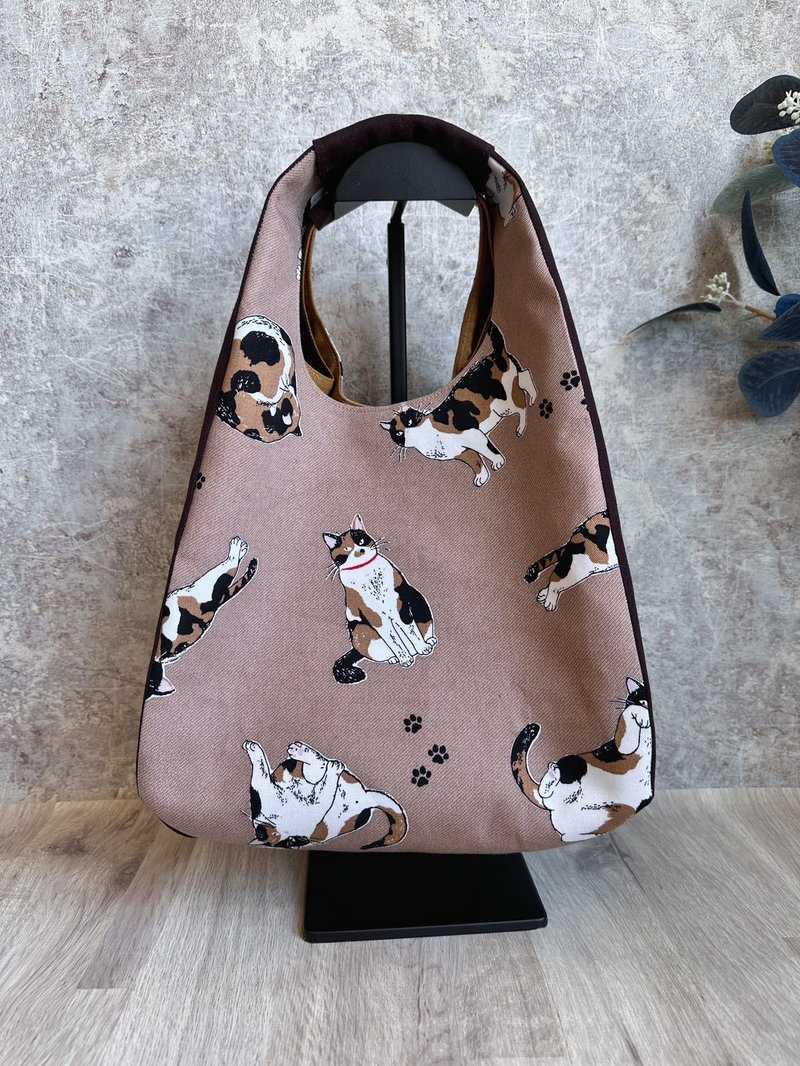 三花猫的慵懒午后 简约拼接手提包 轻便手拿包 - 手提包/手提袋 - 棉．麻 多色