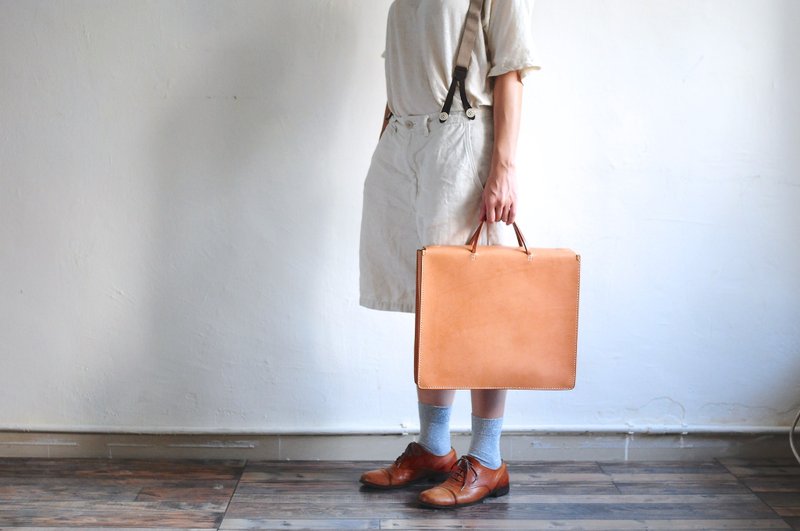 手缝皮革简约几何系列 - 矩形牛皮公文包/手提包/电脑包 - 公文包/医生包 - 真皮 