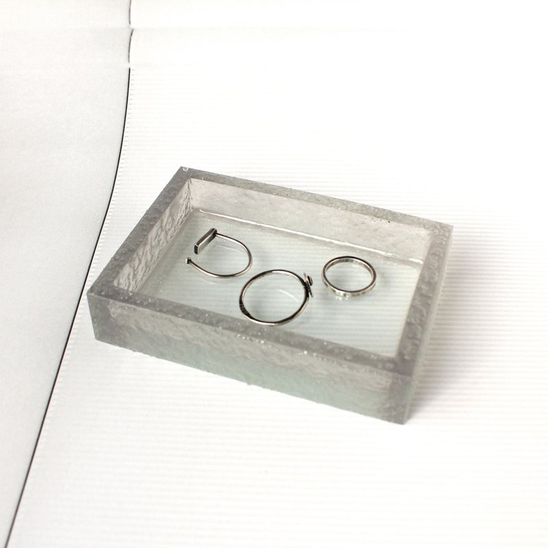 湖中女神许愿池 透灰 v.2 / 置物盘 收纳盘 摆饰 - 摆饰 - 树脂 透明