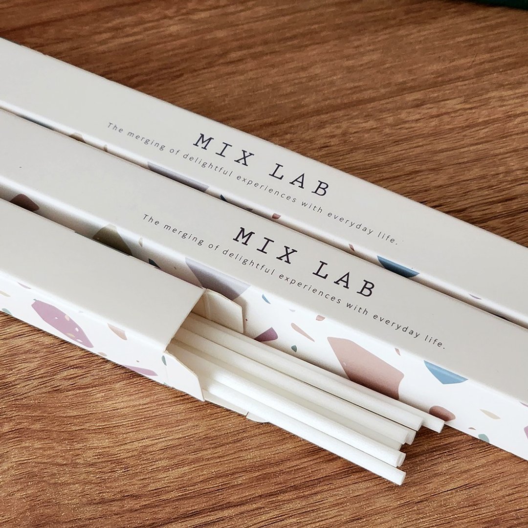MIX LAB 空间扩香棒 10支入 - 香薰/精油/线香 - 其他人造纤维 白色