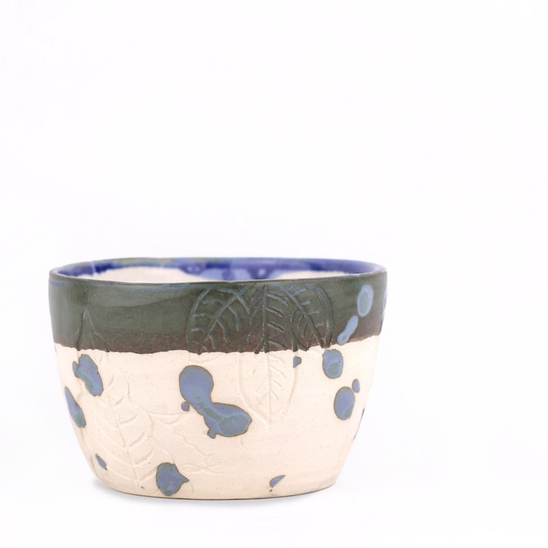 手刻茶杯(叶子) - 花瓶/陶器 - 陶 白色