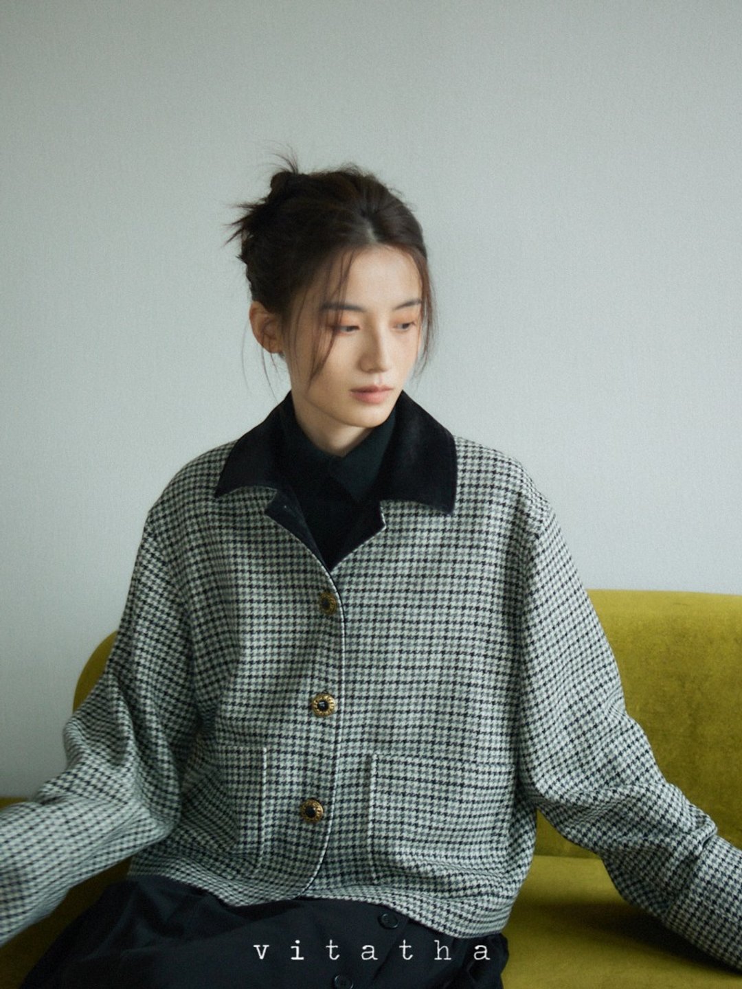 千鸟格纹 英国Moon羊毛 经典千鸟格丝绒拼接挽袖短外套 - 女装休闲/机能外套 - 羊毛 灰色