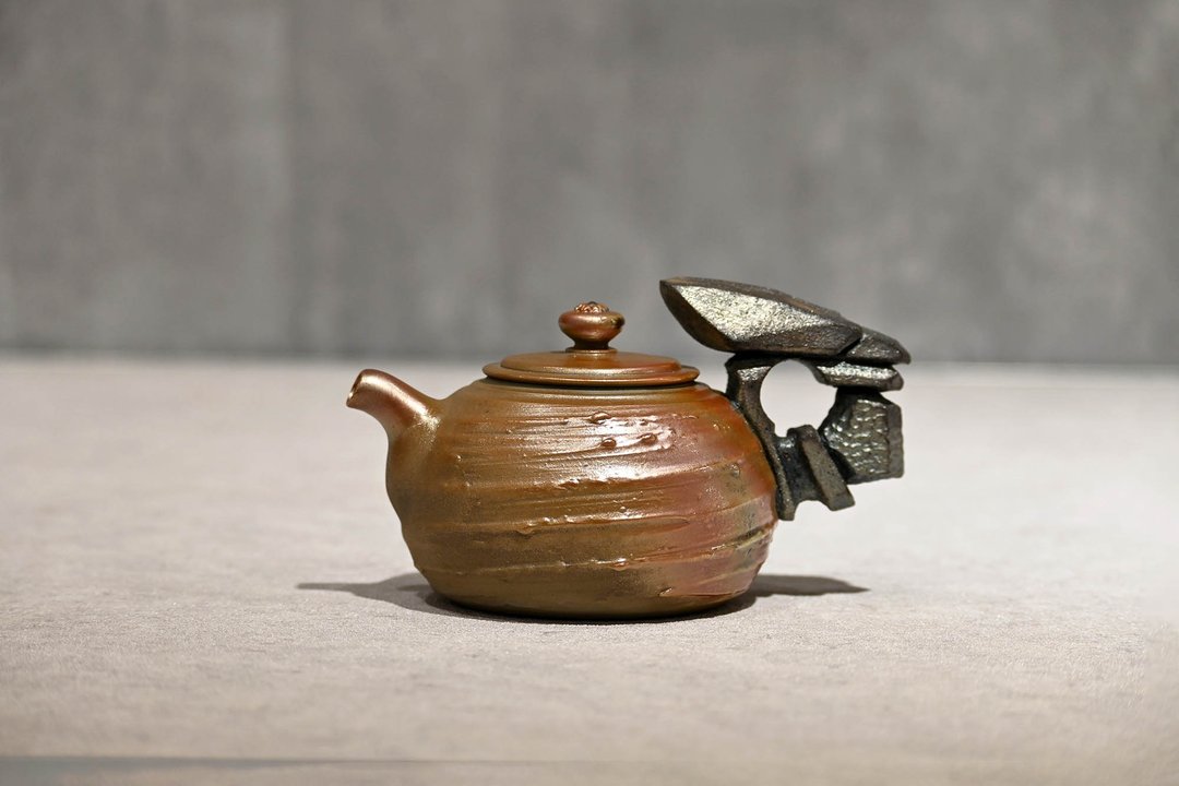 | 260cc | 柴烧造型正把壶 柴烧壶 茶壶 手作壶【臻麟陶艺】 - 茶具/茶杯 - 陶 