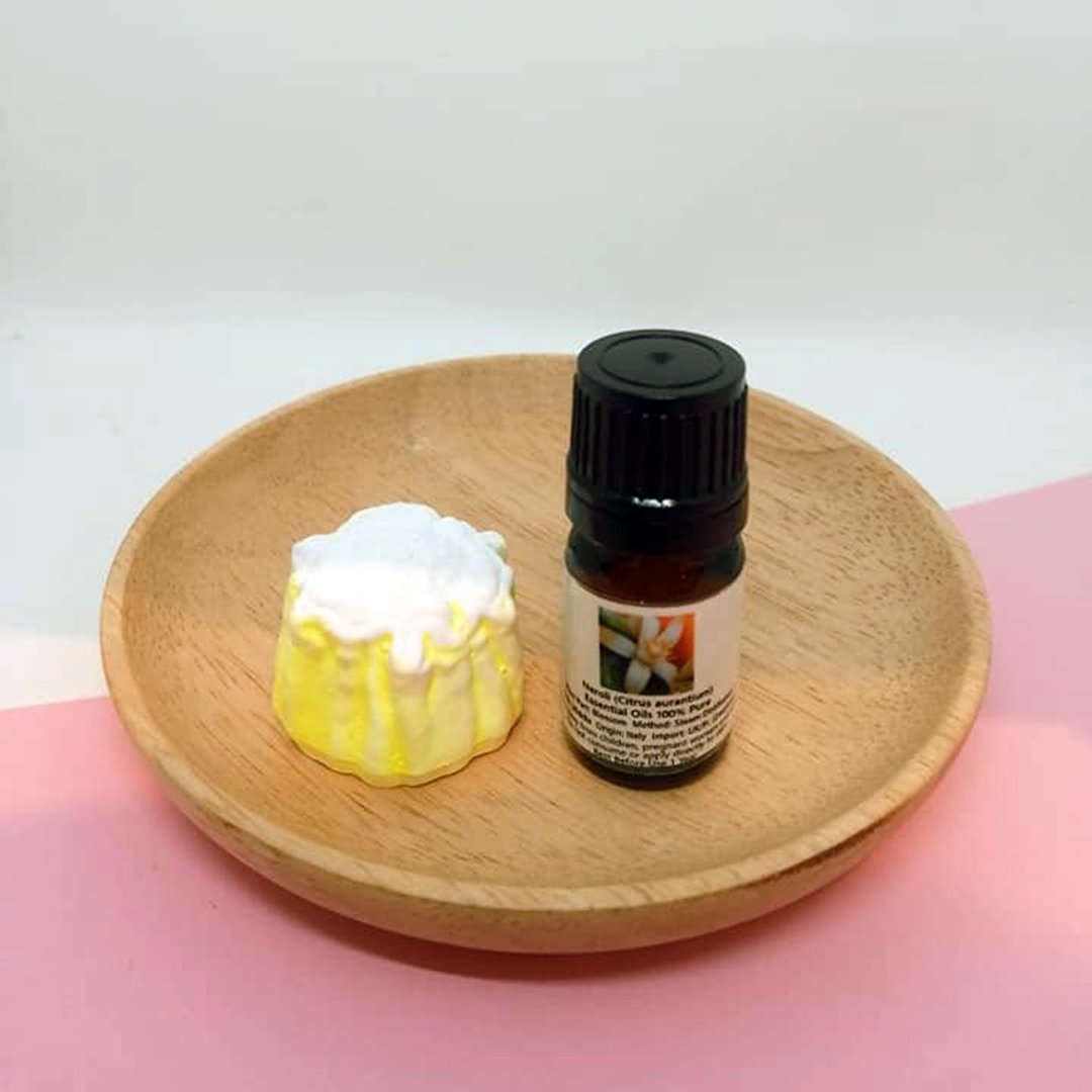 纯植物精油(橙花)配烧卖造型扩香石 - 香薰/精油/线香 - 其他材质 橘色