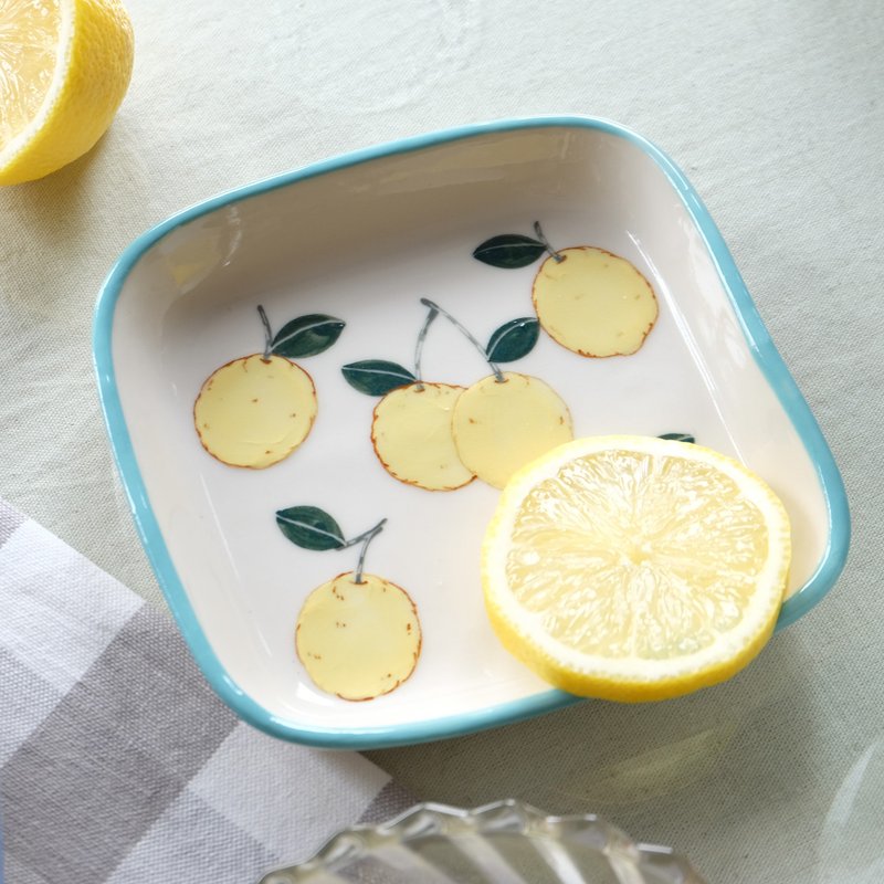 Lemon dish - 浅碟/小碟子 - 陶 白色