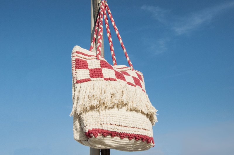 棉布编织轻便包 马赛克地毯侧背包 肩背包 托特包 购物袋-橘流苏 - 侧背包/斜挎包 - 棉．麻 白色