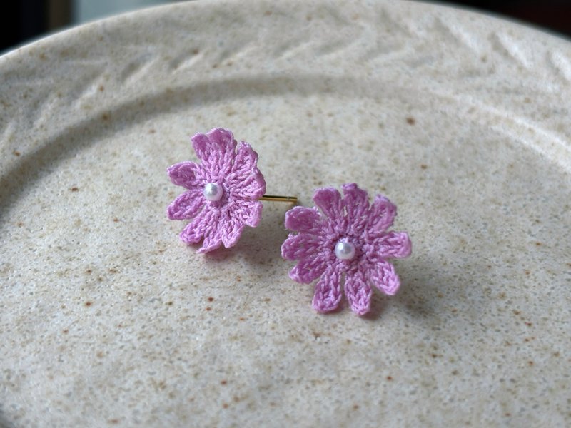 Margaret 玛格莉特│925纯银・微钩针手作耳环 - 耳环/耳夹 - 绣线 紫色